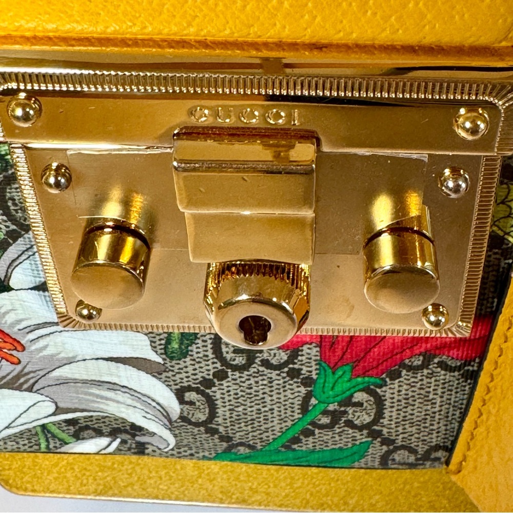 Gucci GG Supreme Monogram Logo Flora Yellow Small Padlock Bamboo Bag W Crossbody - Picture 8 of 16